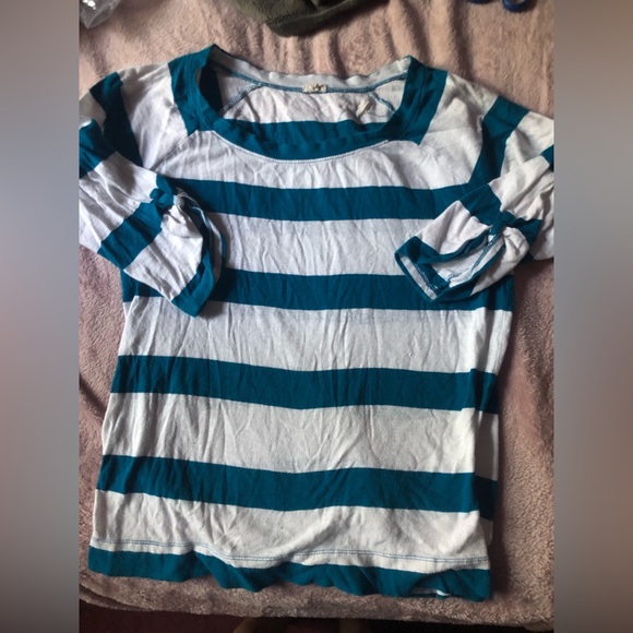 Two striped shirts - Picture 8 of 11